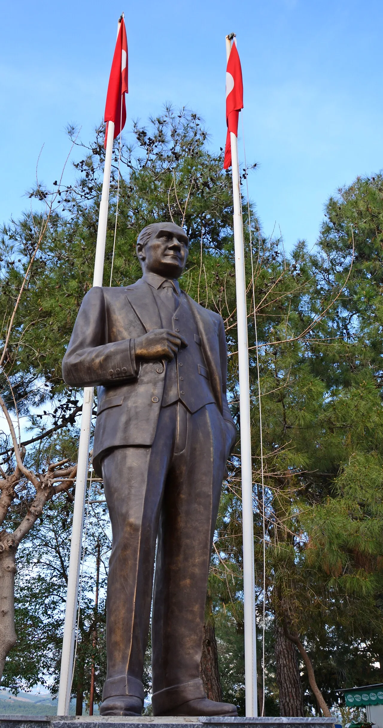 Atatürk Monument (Adana) - Adana