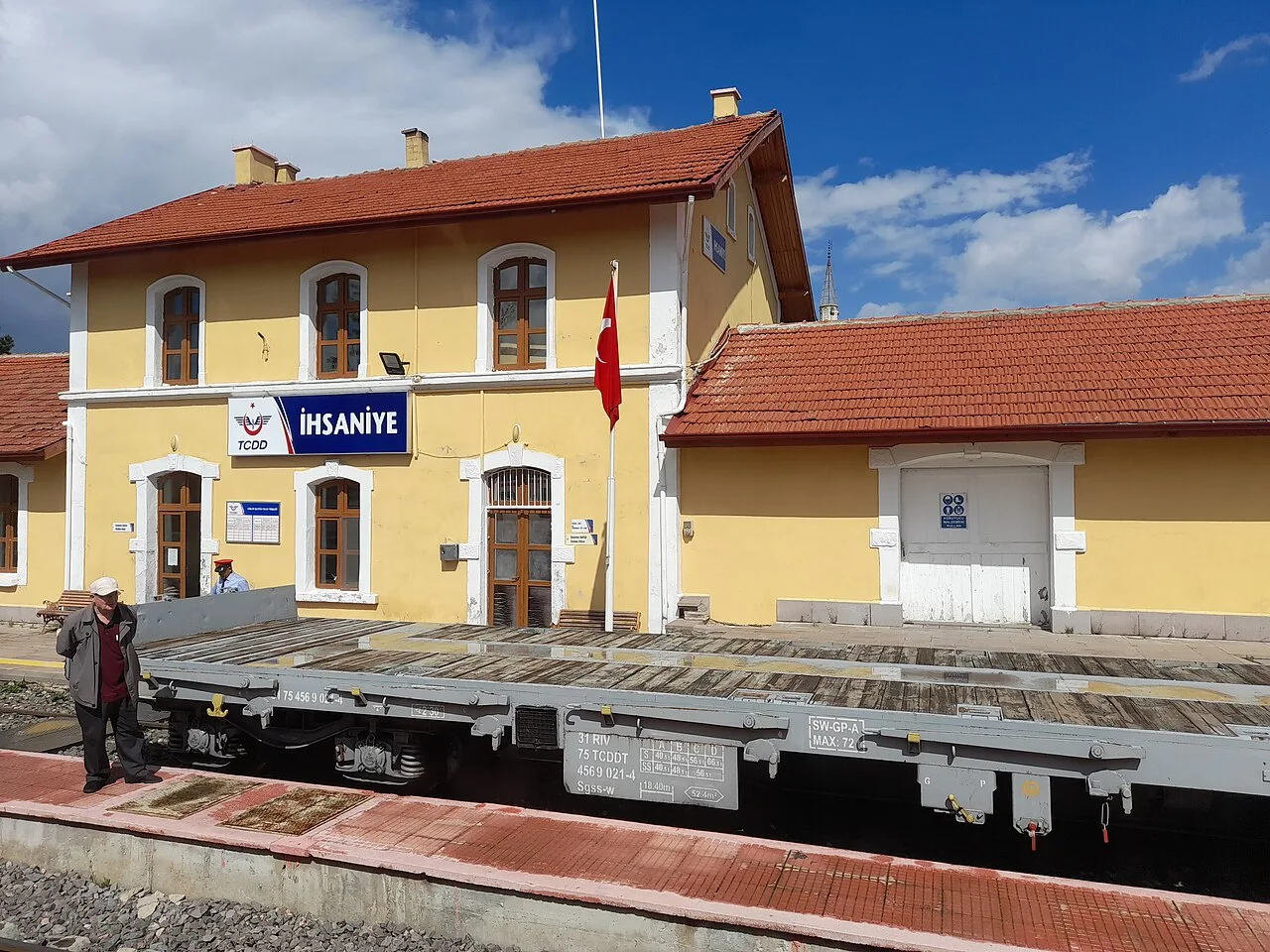 İhsaniye railway station - Afyonkarahisar