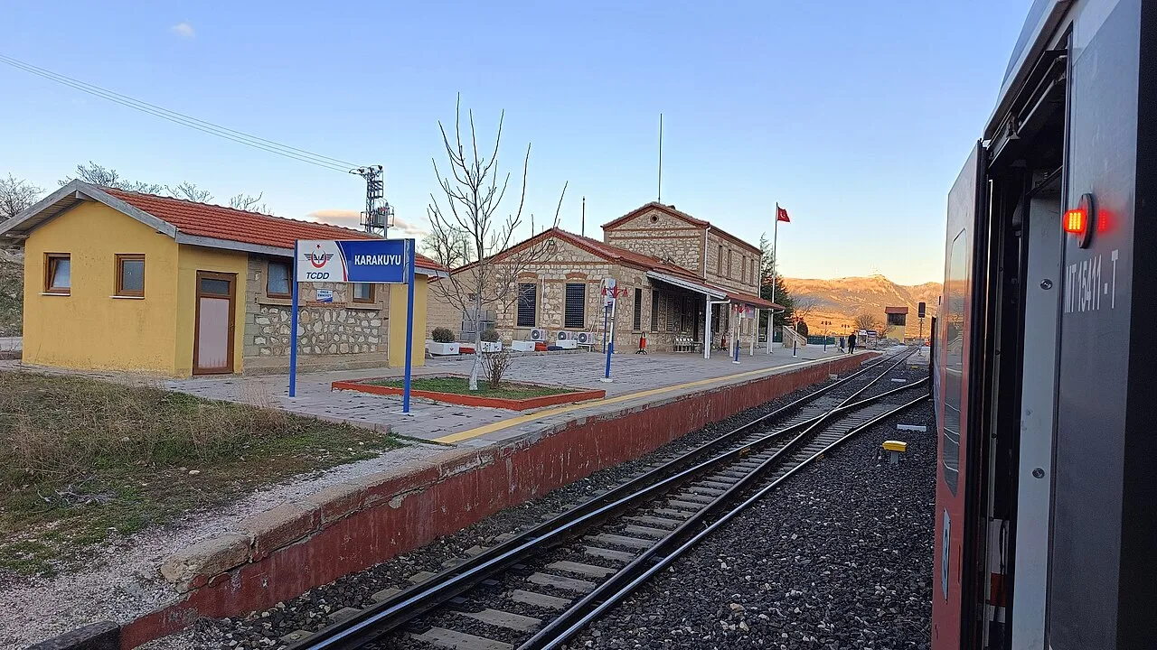 Karakuyu railway station - Afyonkarahisar