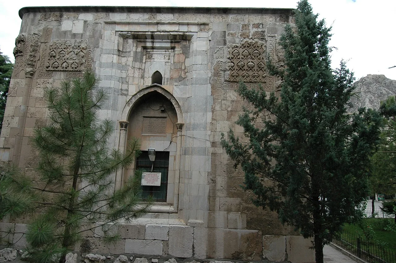 Torumtay Türbesi - Amasya
