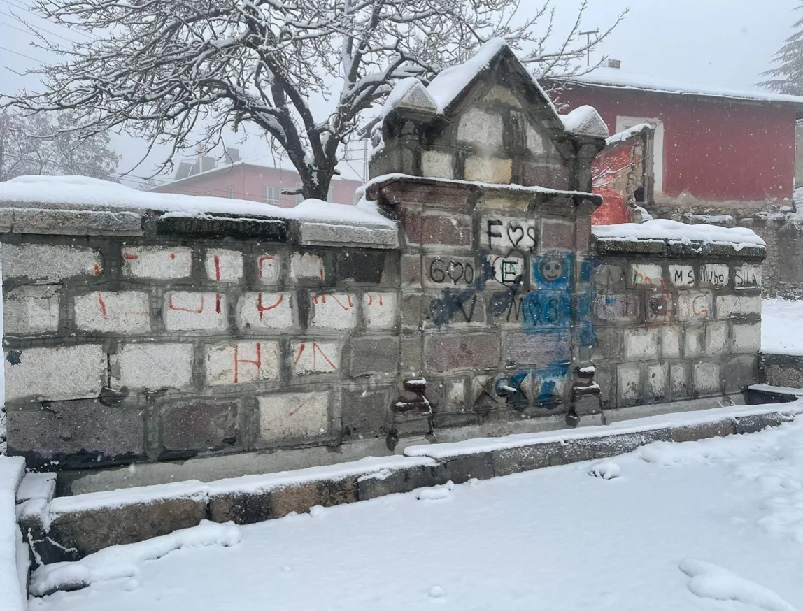 Vezirpınarı Fountain (Elmadağ) - Ankara