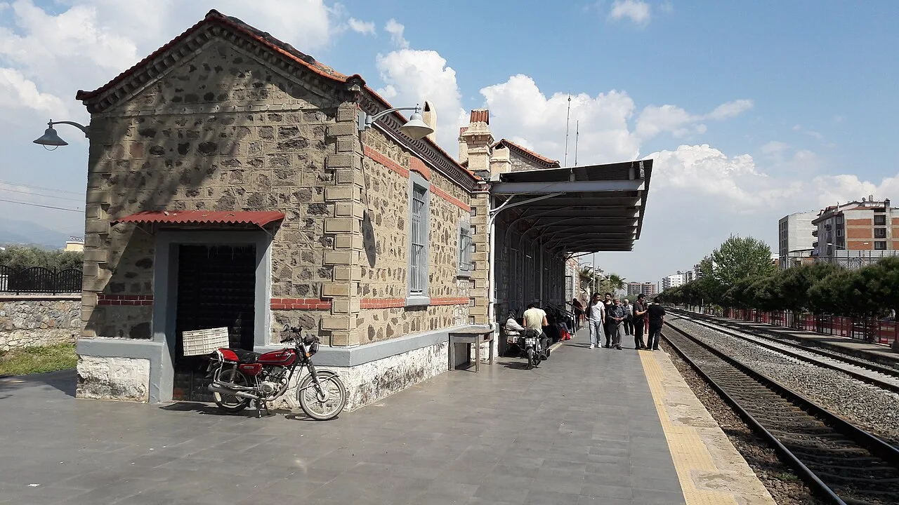 İncirliova railway station - Aydın