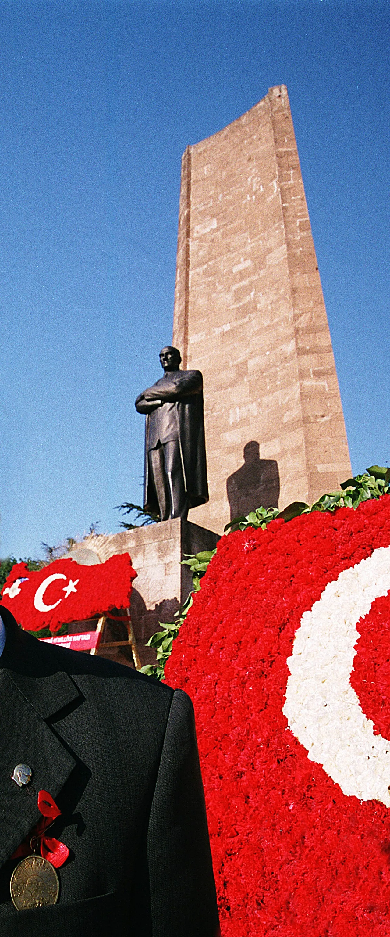 Atatürk Anıtı, Balıkesir - Balıkesir