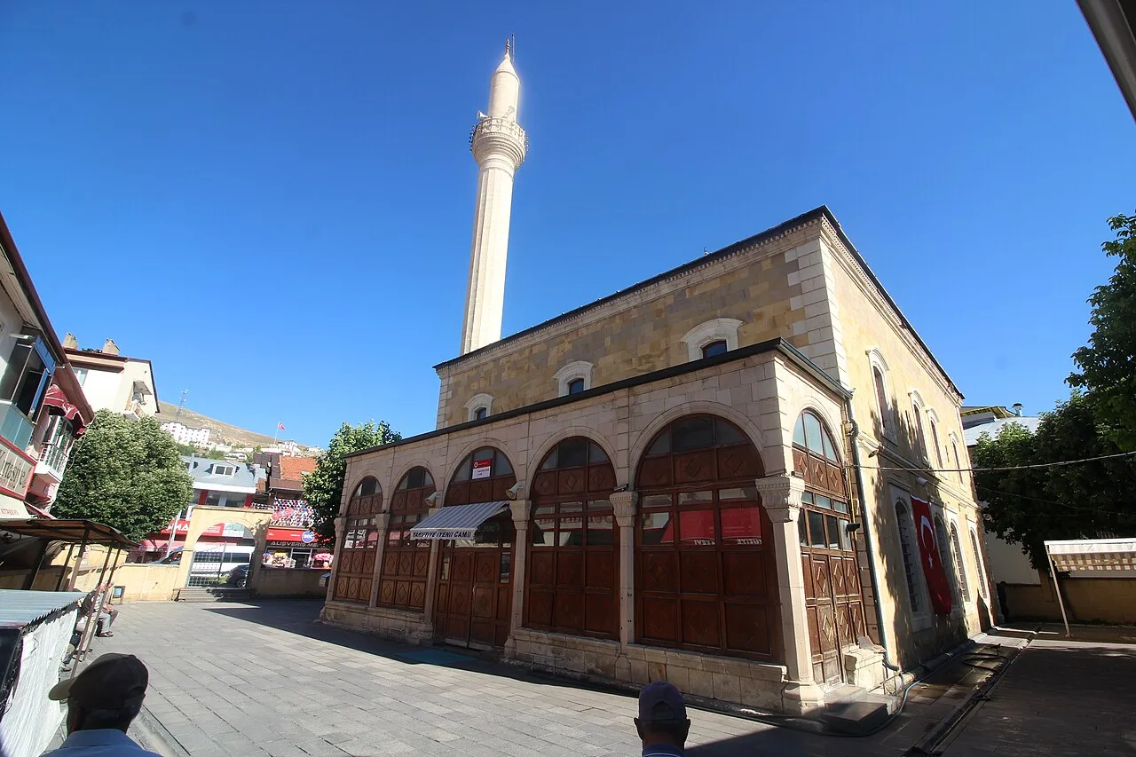 Yakutiye Camii (Bayburt) - Bayburt
