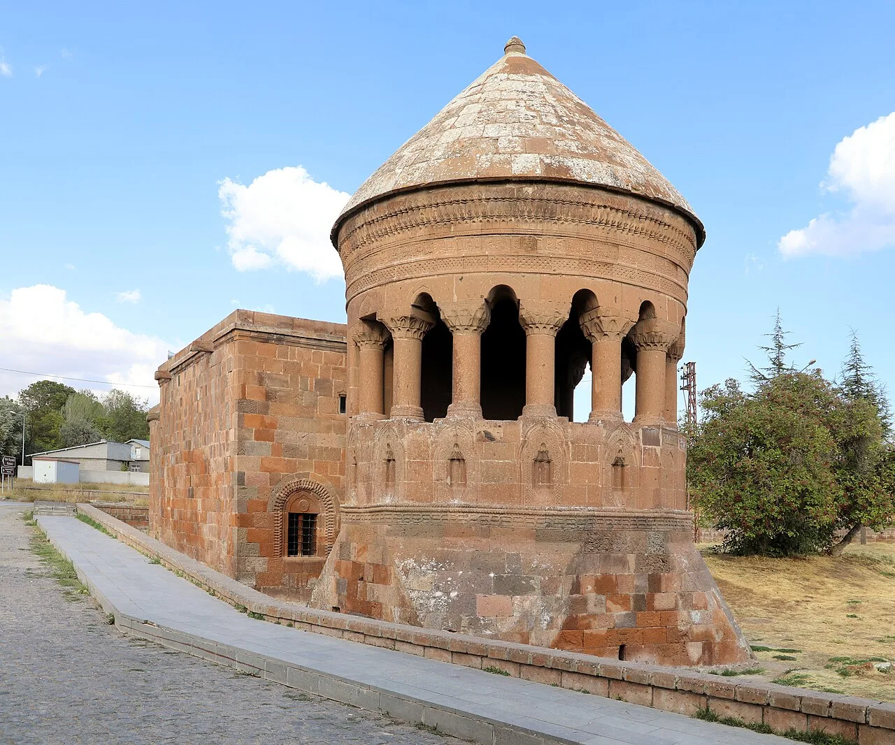 Emir Bayındır Tomb - Bitlis
