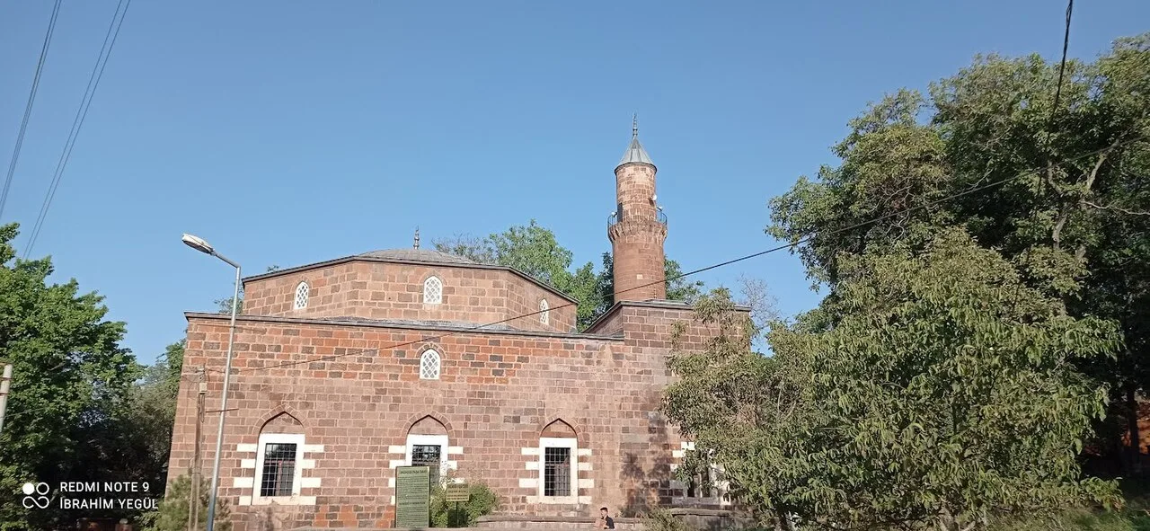İskenderpaşa Mosque - Bitlis