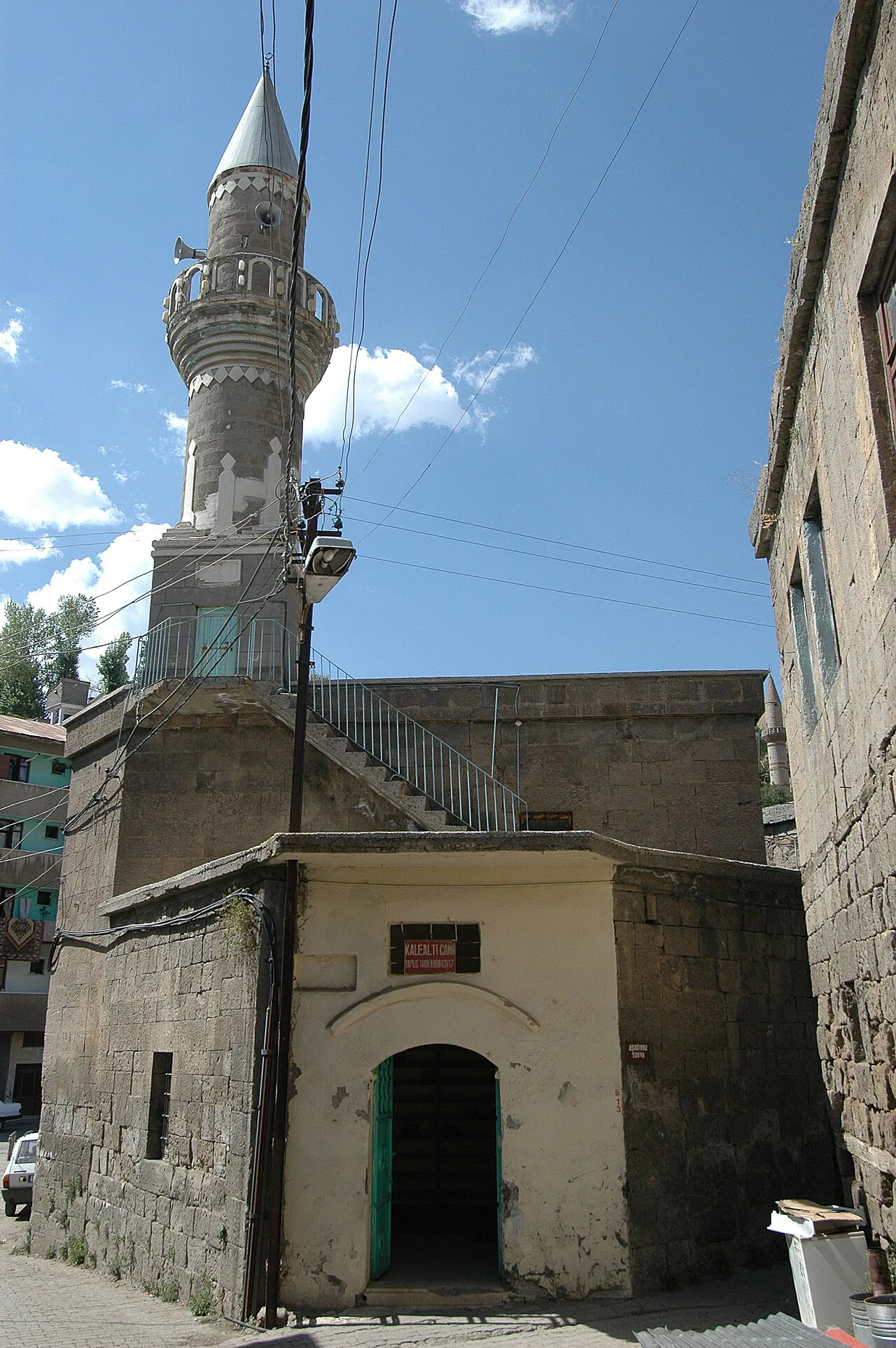 Kalealtı Mosque - Bitlis