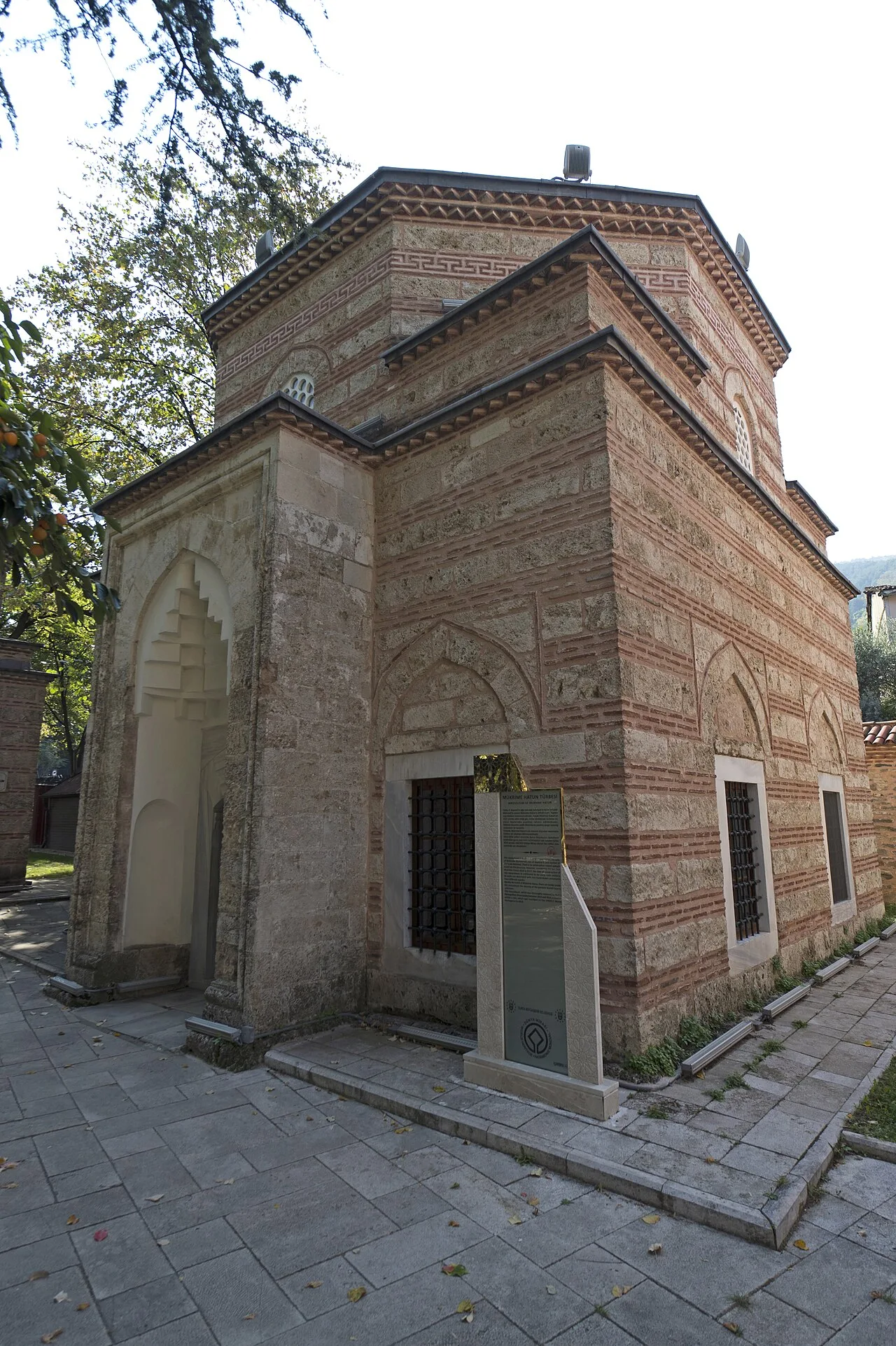 Mükrime Hatun Türbesi - Bursa