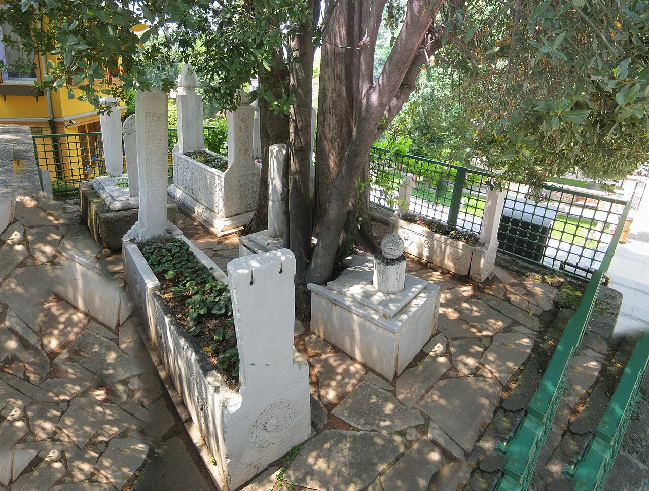Yeşil Türbe Haziresi - Bursa