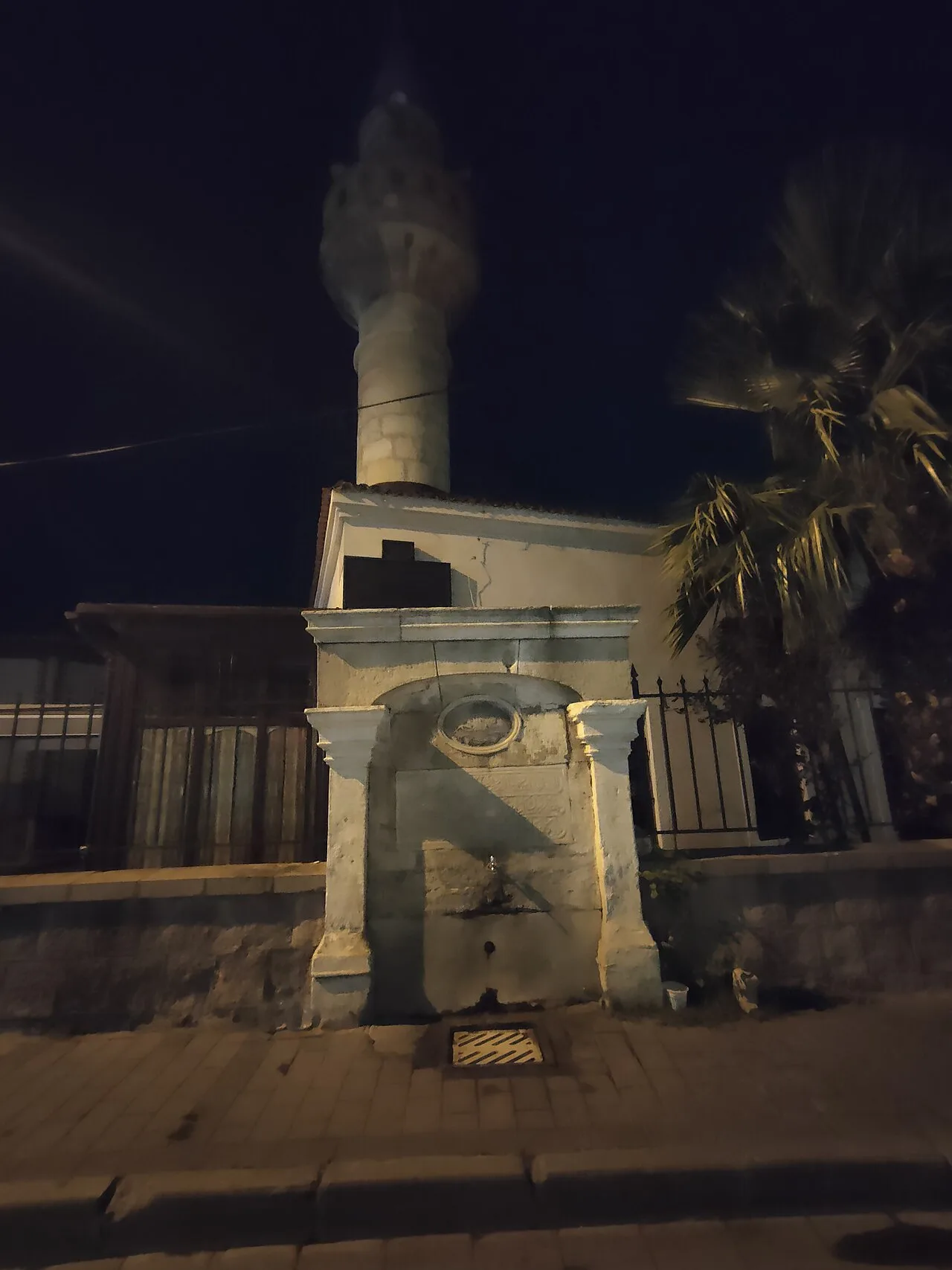 Kayserili Ahmet Pasha Mosque - Çanakkale