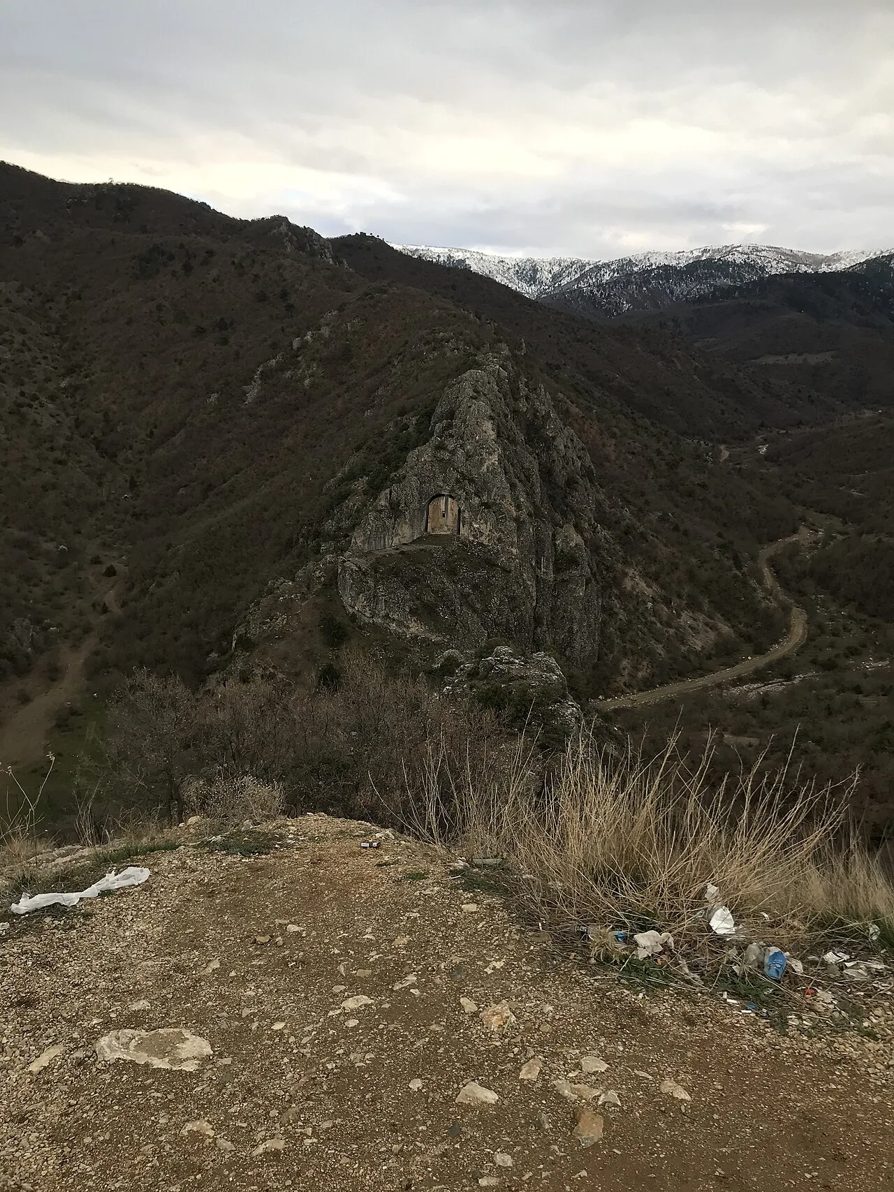 Kapılıkaya Kaya Mezarı - Çorum