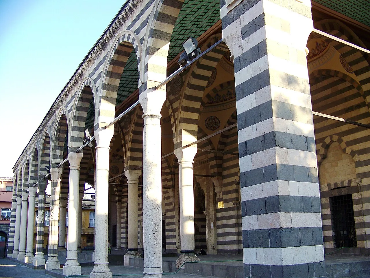 Behram Pasha Mosque - Diyarbakır