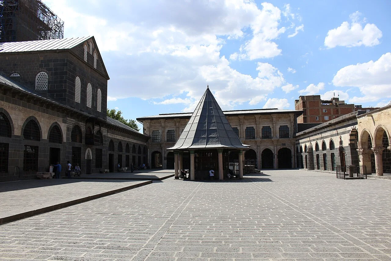 Great Mosque of Diyarbakır - Diyarbakır