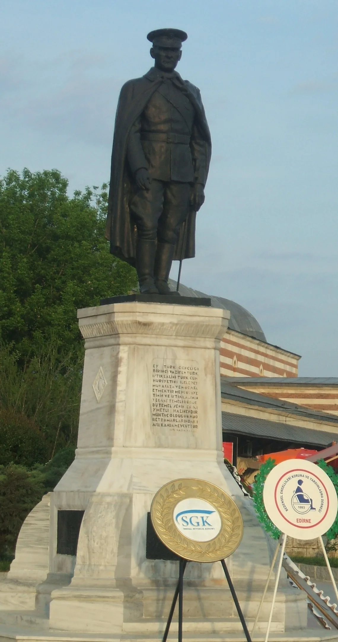 Edirne Atatürk Anıtı - Edirne