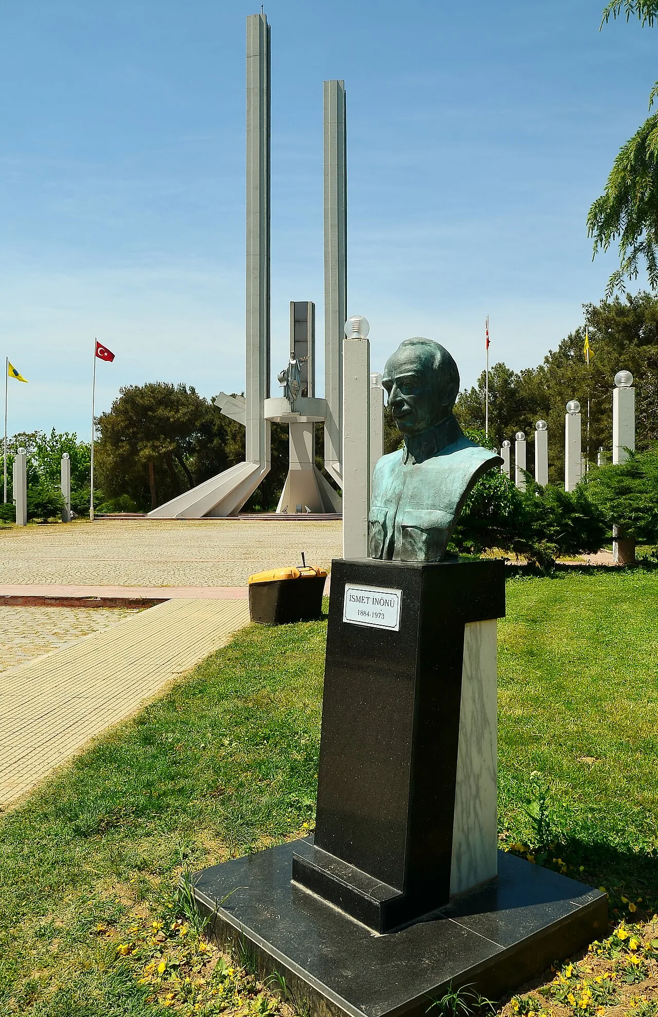 Lozan Anıtı - Edirne