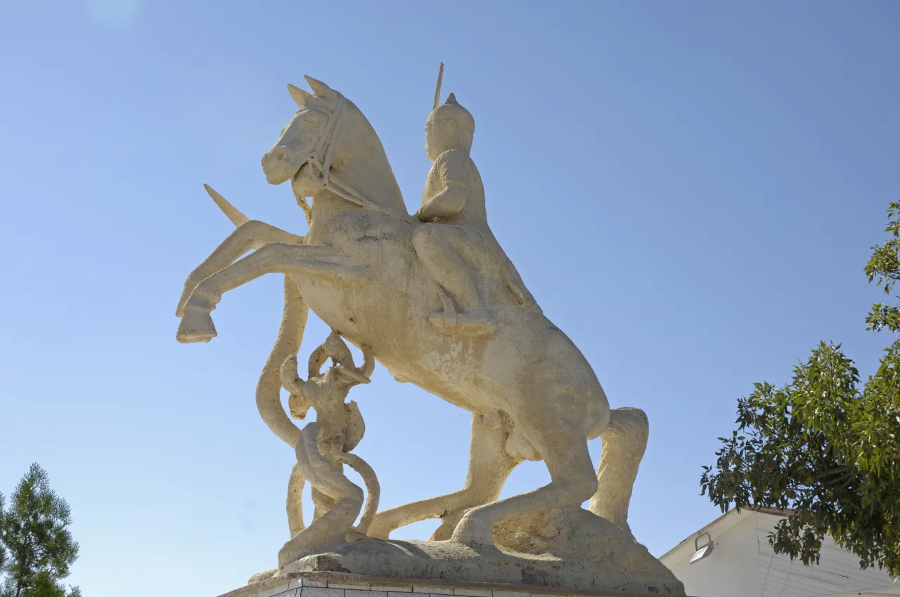 Balak Gazi Anıtı - Elazığ