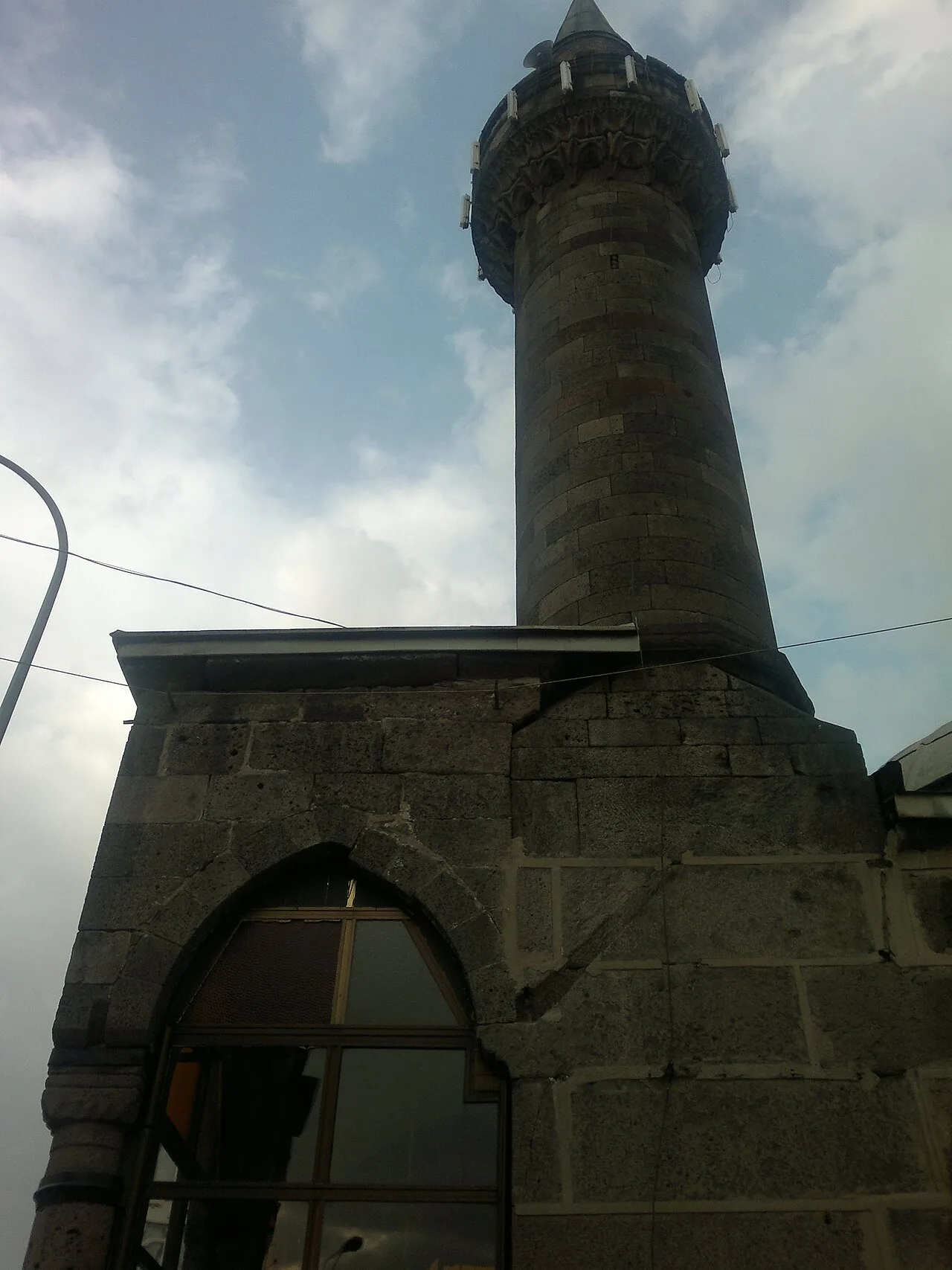 Pervizoğlu Camii - Erzurum