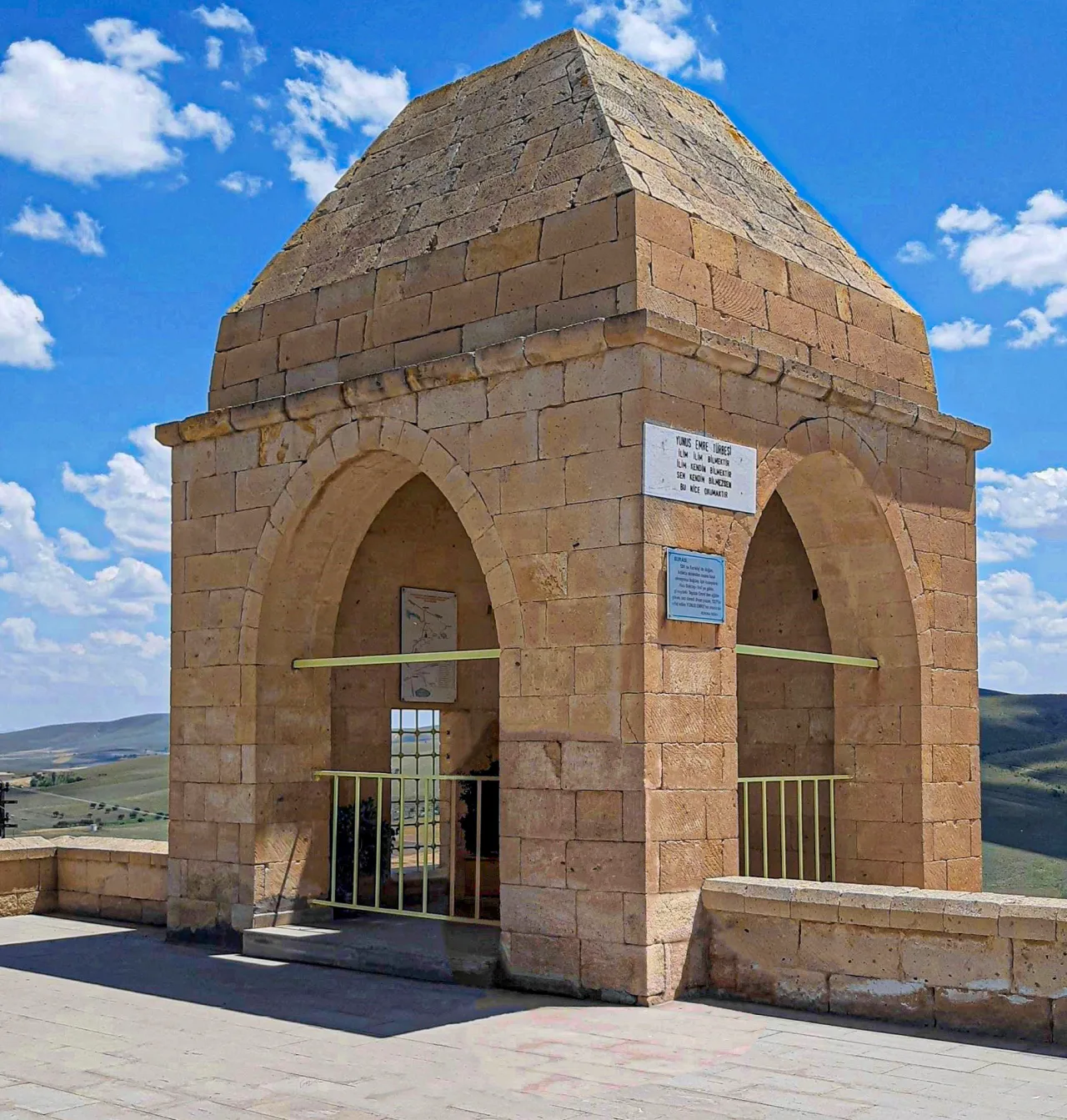 Yunus Emre Tomb - Eskişehir