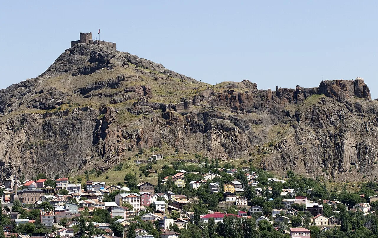 Şebinkarahisar Kalesi - Giresun