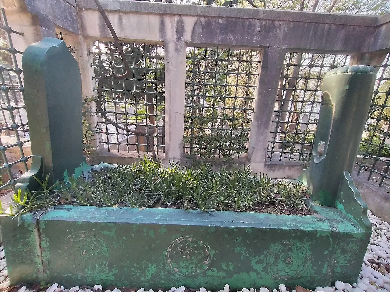 Abdüssadık Amir İbn Same Türbesi - İstanbul