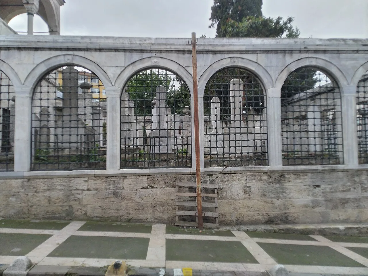 Ahmediye Camii Haziresi, Kefçe Dede Kabri - İstanbul
