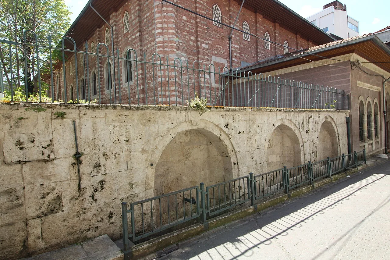 Arab Mosque Fountains - İstanbul