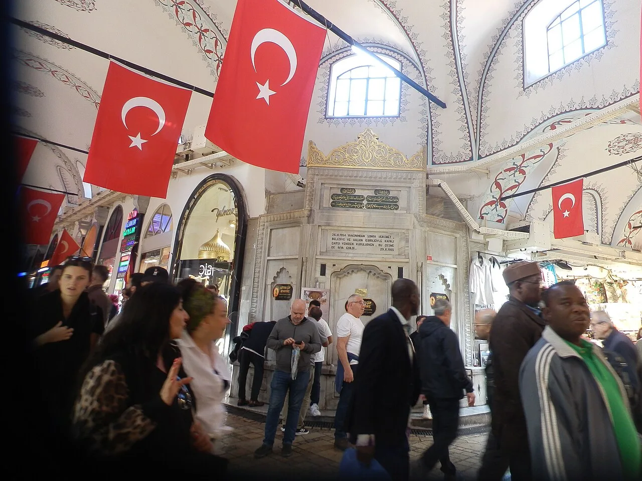 Astarcı Han'daki Çeşme - İstanbul