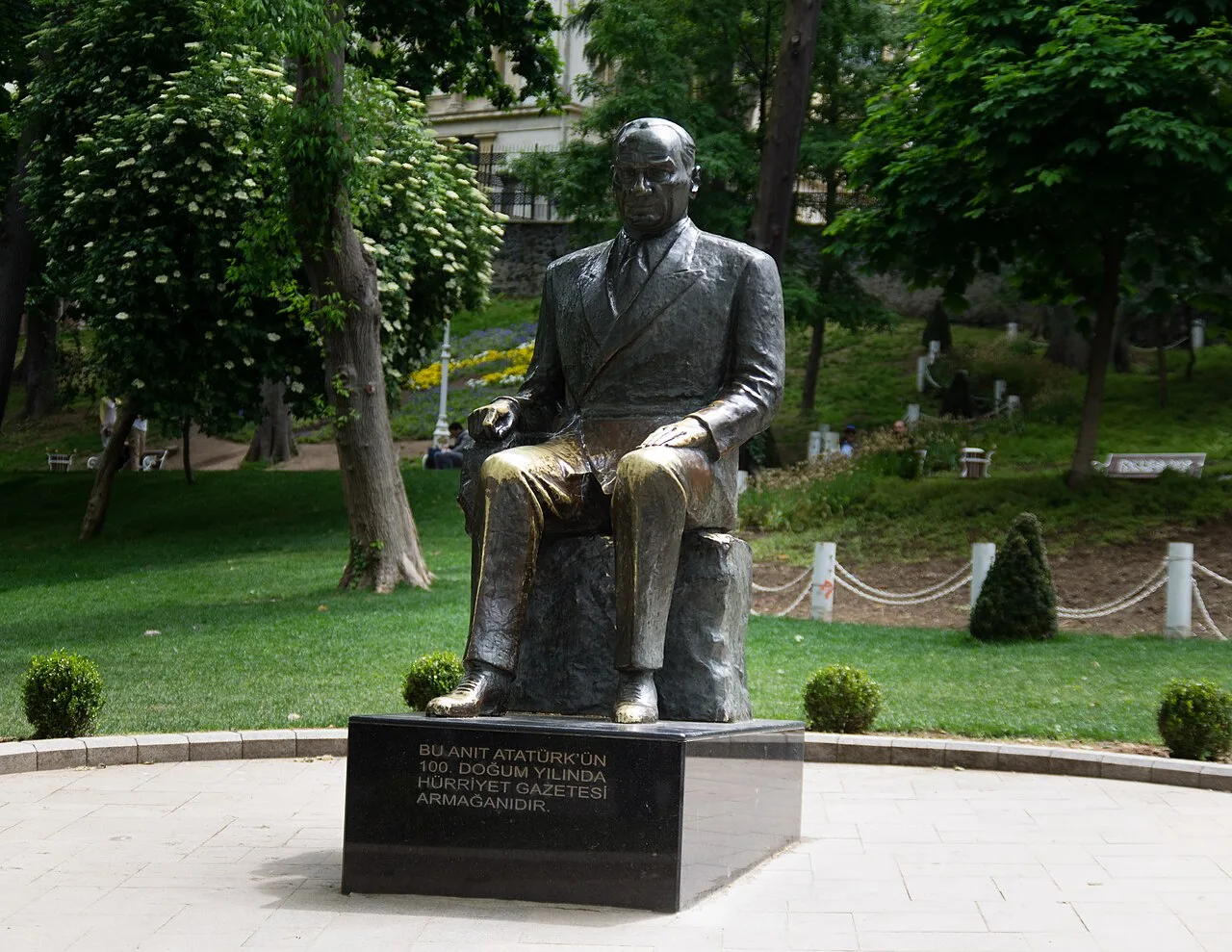 Statue of Atatürk - İstanbul