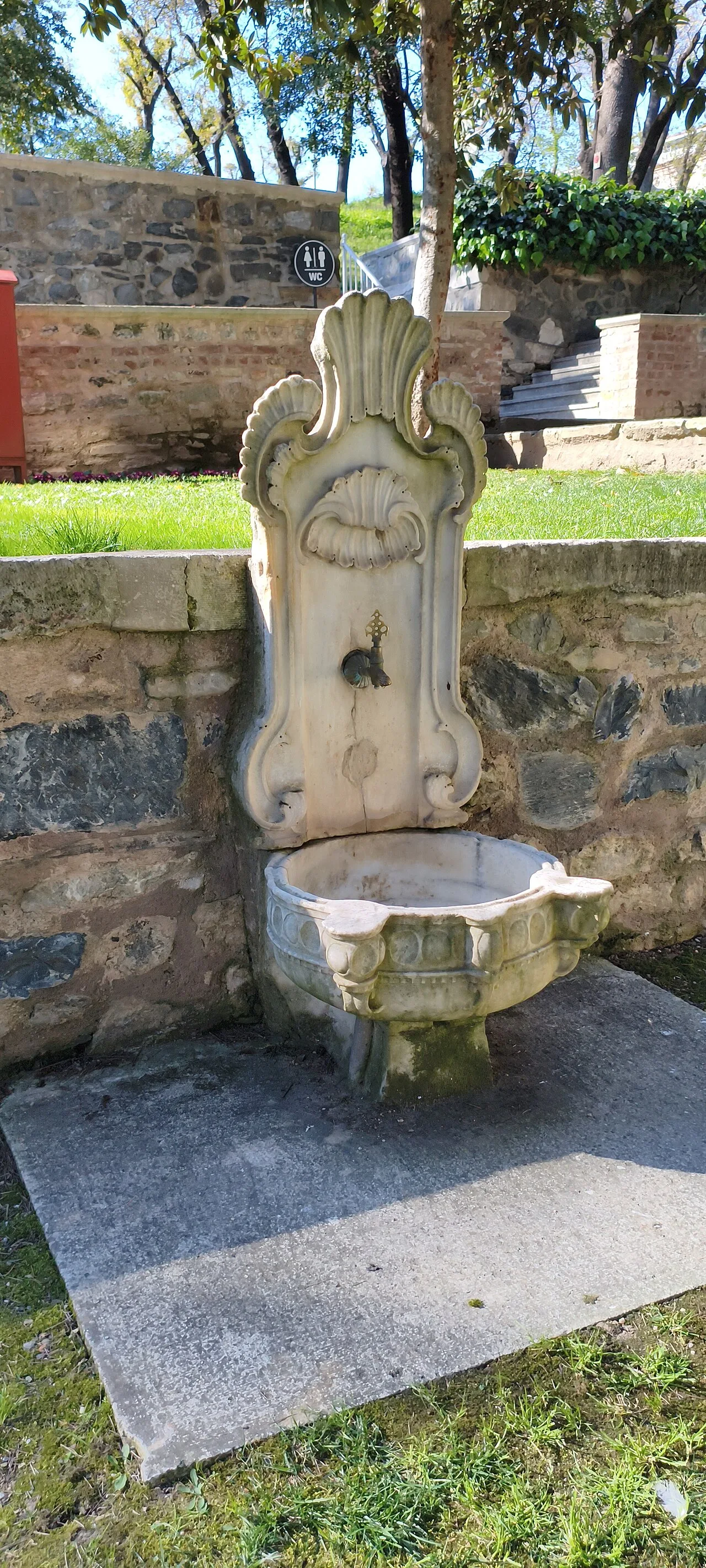 Aynalıkavak Kasrı Hamamı - İstanbul