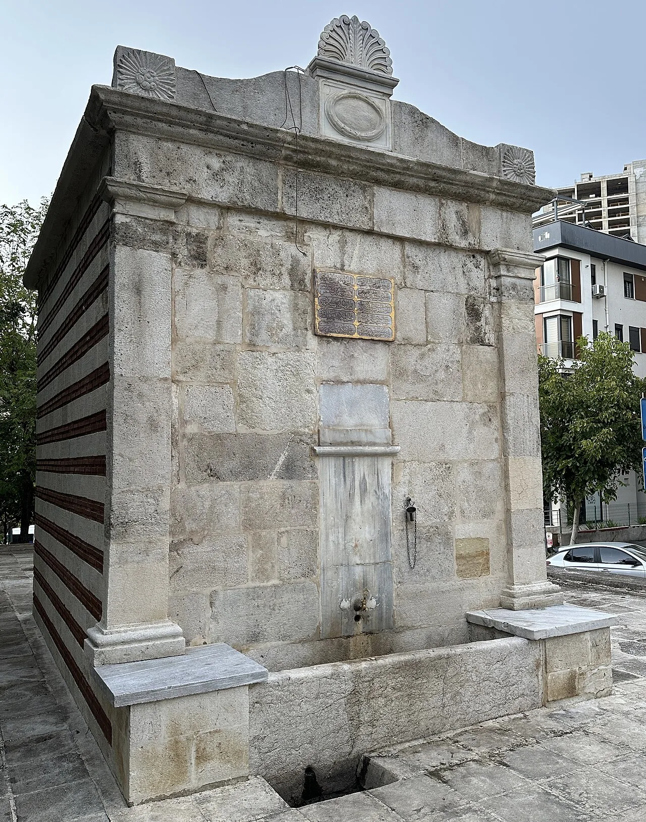 Baba-Oğul Çeşmesi - İstanbul
