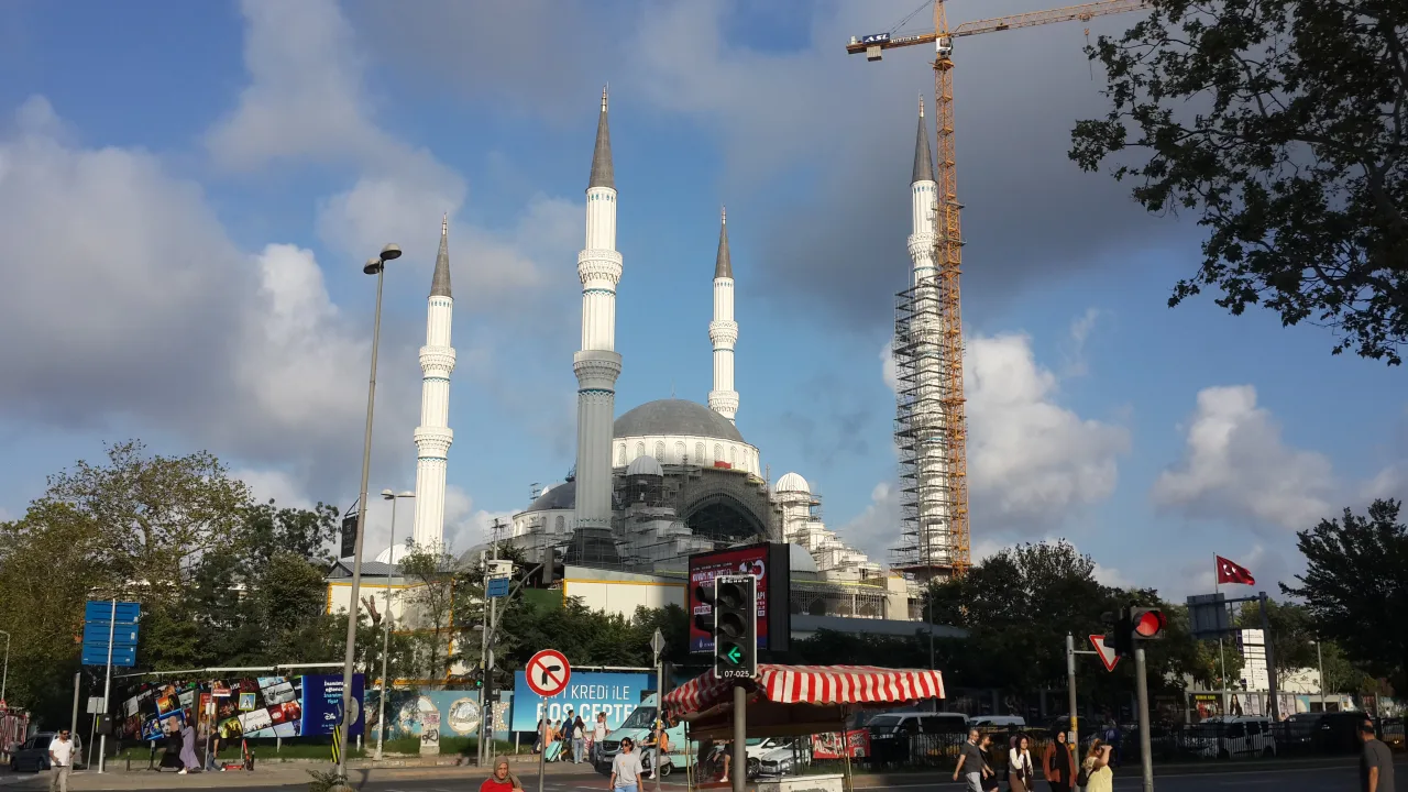 Büyükdere Mosque - İstanbul