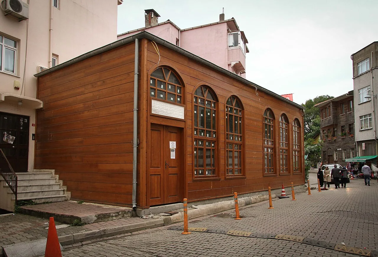 Cennet Efendi Tomb - İstanbul