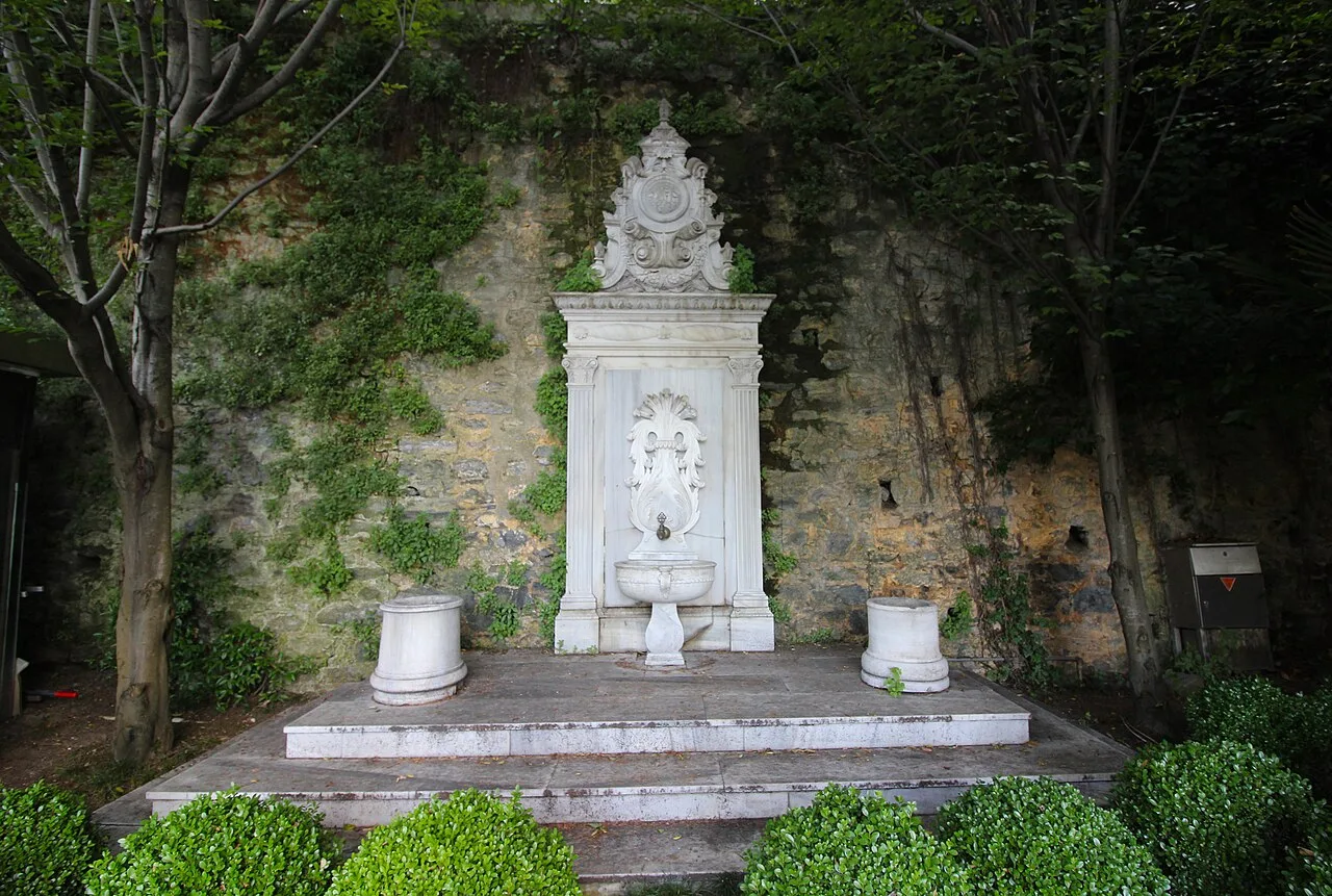 Çeşme 3, Sabancı Müzesi - İstanbul