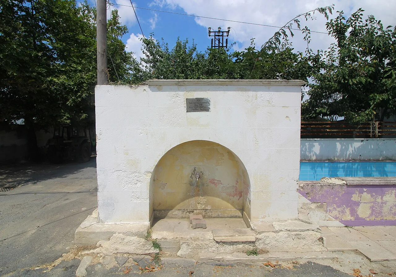 Çeşme, İzzettin - İstanbul