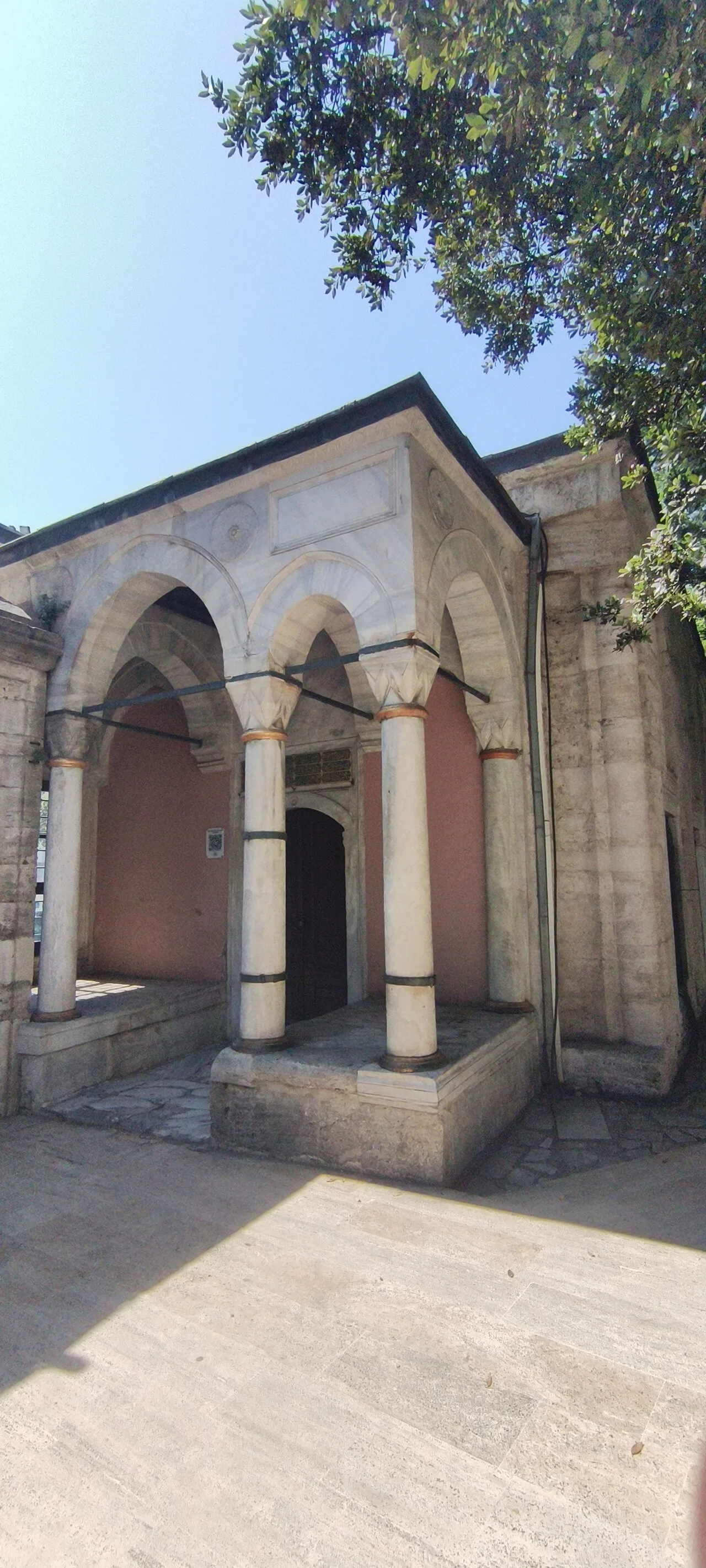 Tomb of Destari Mustafa Pasha - İstanbul