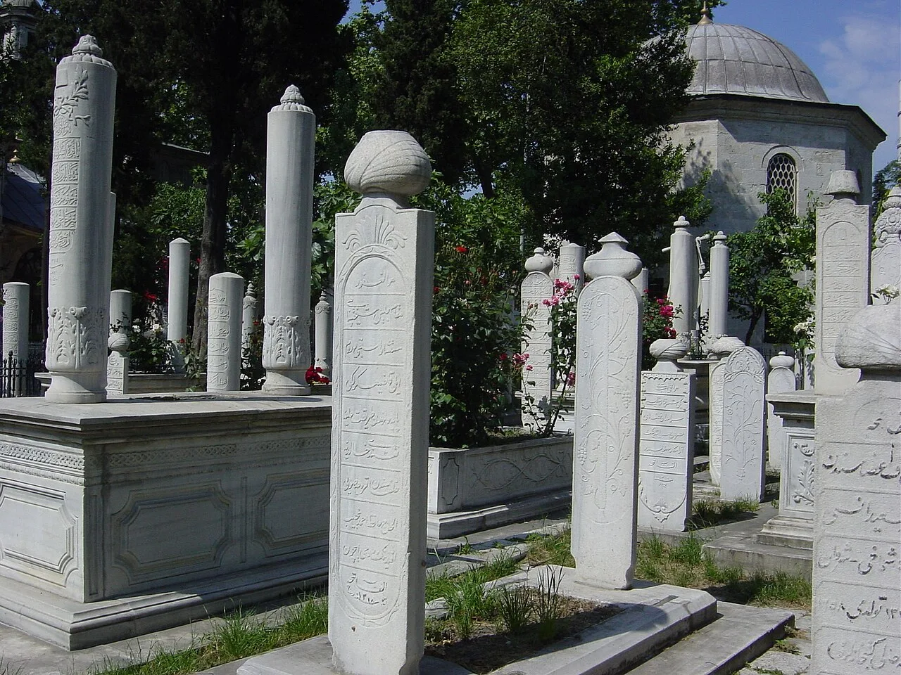 Fatih Mosque Cemetery - İstanbul