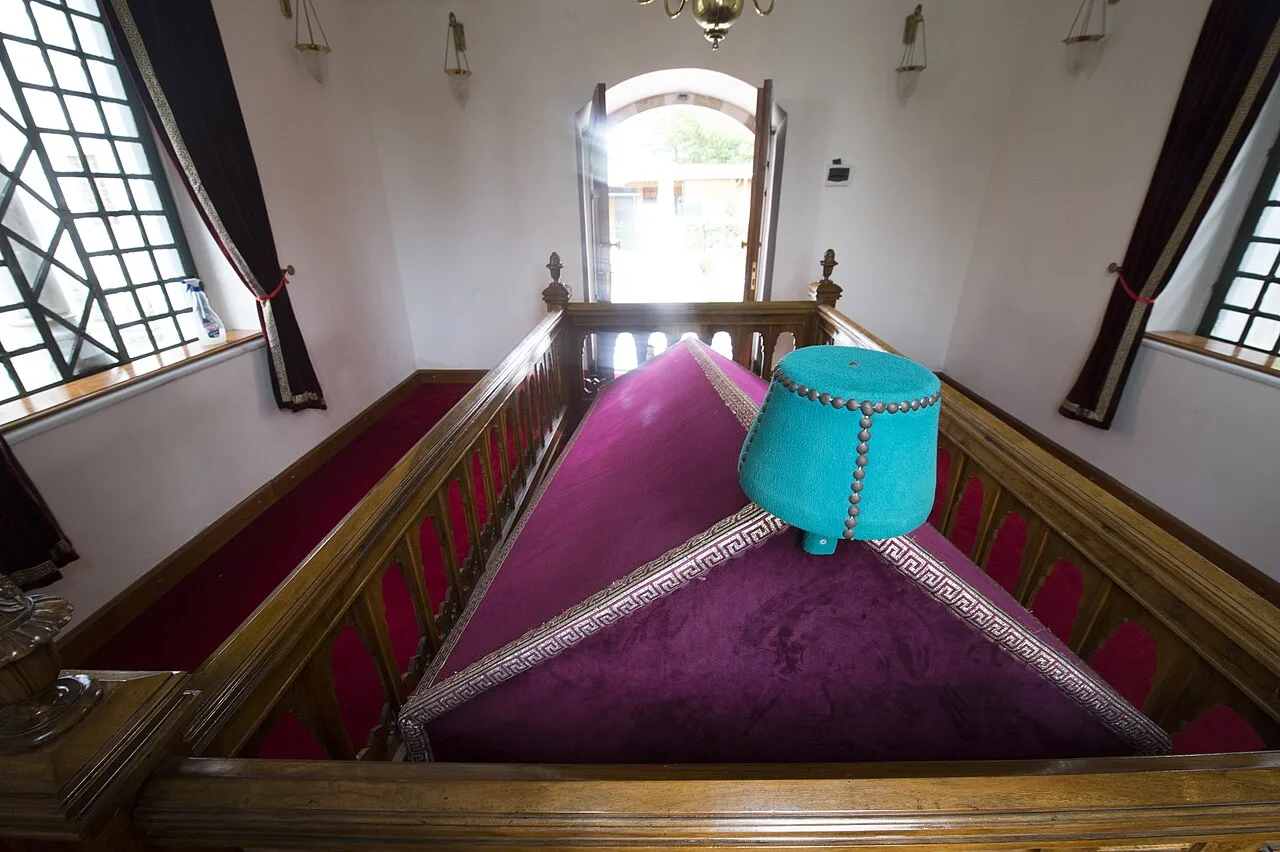 Gazi Osman Pasha Tomb - İstanbul