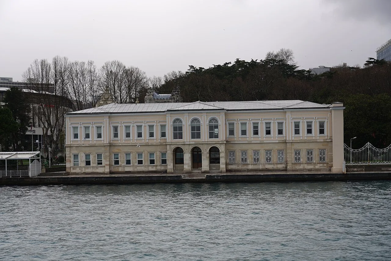 Hazine-i Hassa Dairesi, Dolmabahçe Sarayı - İstanbul