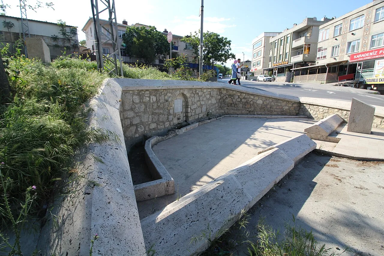 India Hilal-i Ahmer Souvenir Fountain 2 - İstanbul