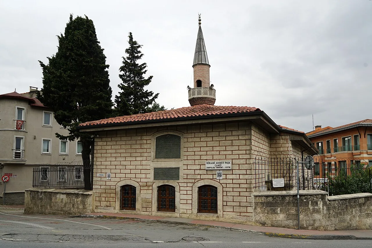 Hırâmî Ahmed Paşa Camii Haziresi - İstanbul