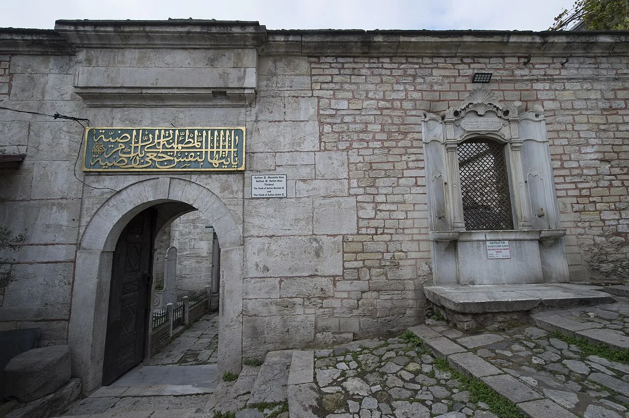 Tomb of Mustafa III - İstanbul