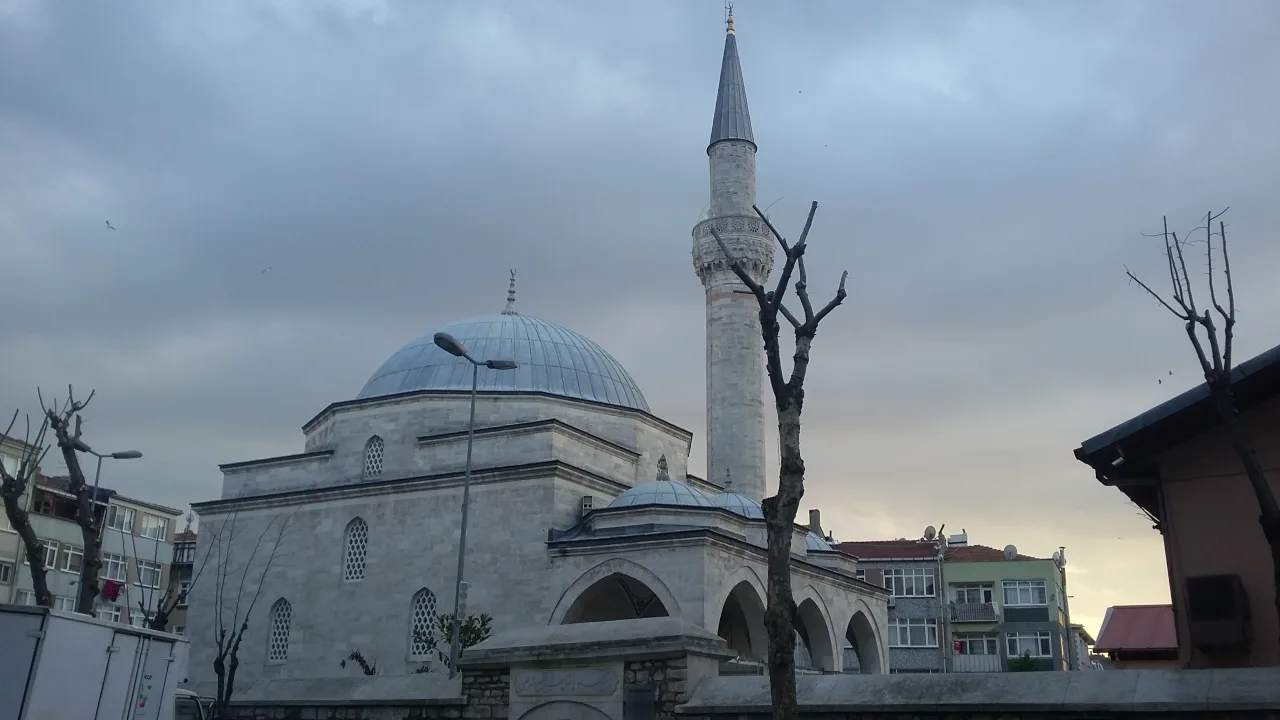 İskenderpaşa Camii - İstanbul