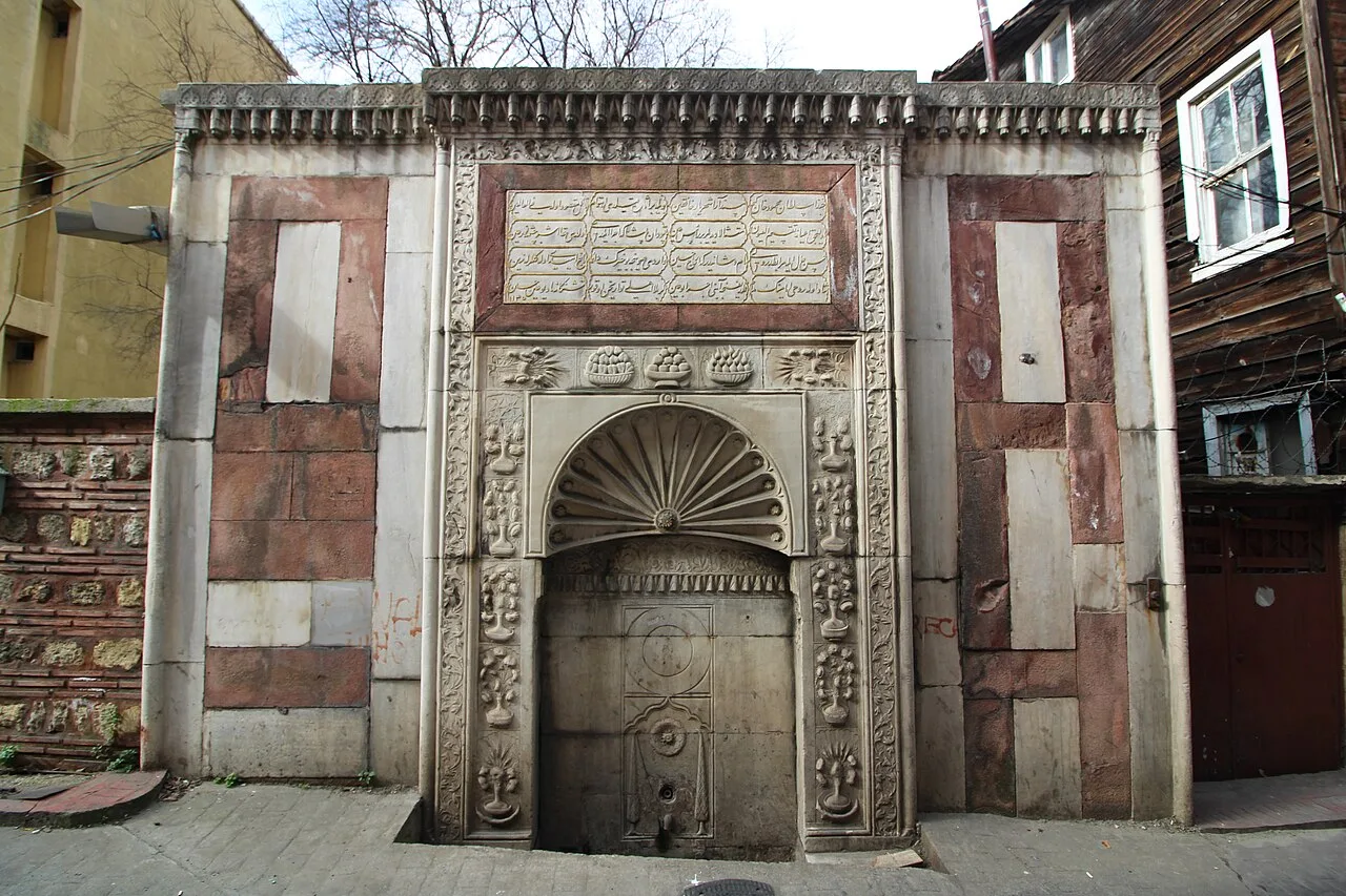 Kaptan-ı Derya Hacı Hüseyin Paşa Çeşmesi - İstanbul