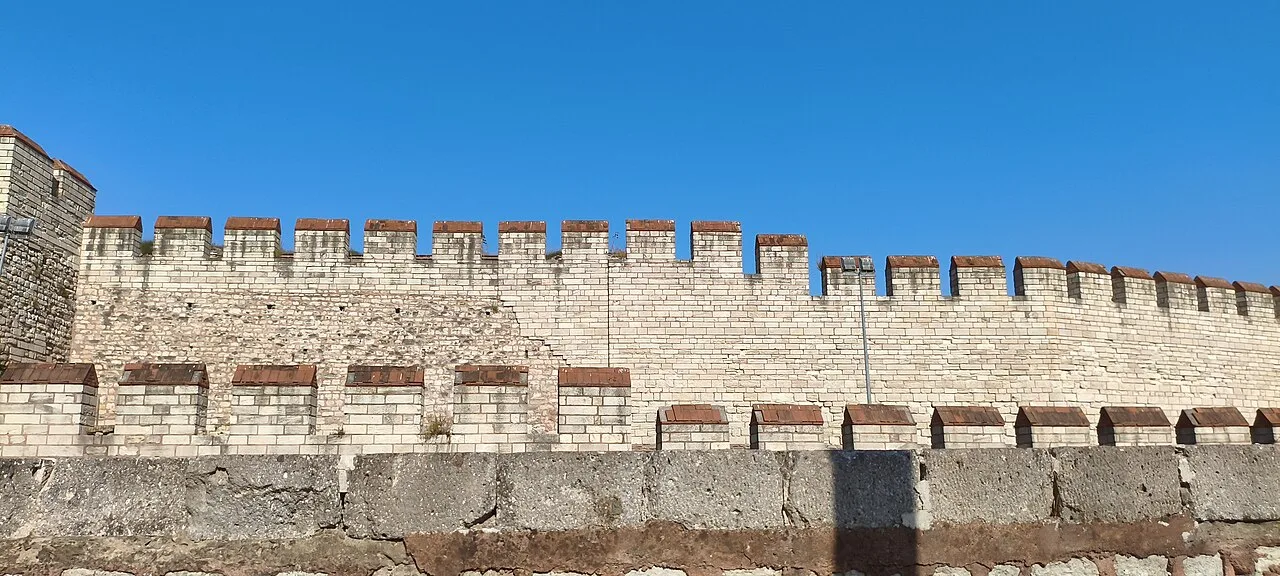 Kara Surları No. T49 - İstanbul