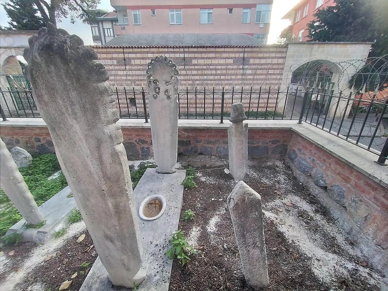 Kartal Baba Tekkesi Haziresi - İstanbul