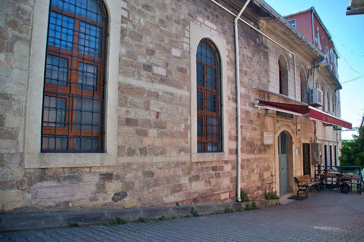 Katip Muslihiddin Yazıcı Mosque - İstanbul