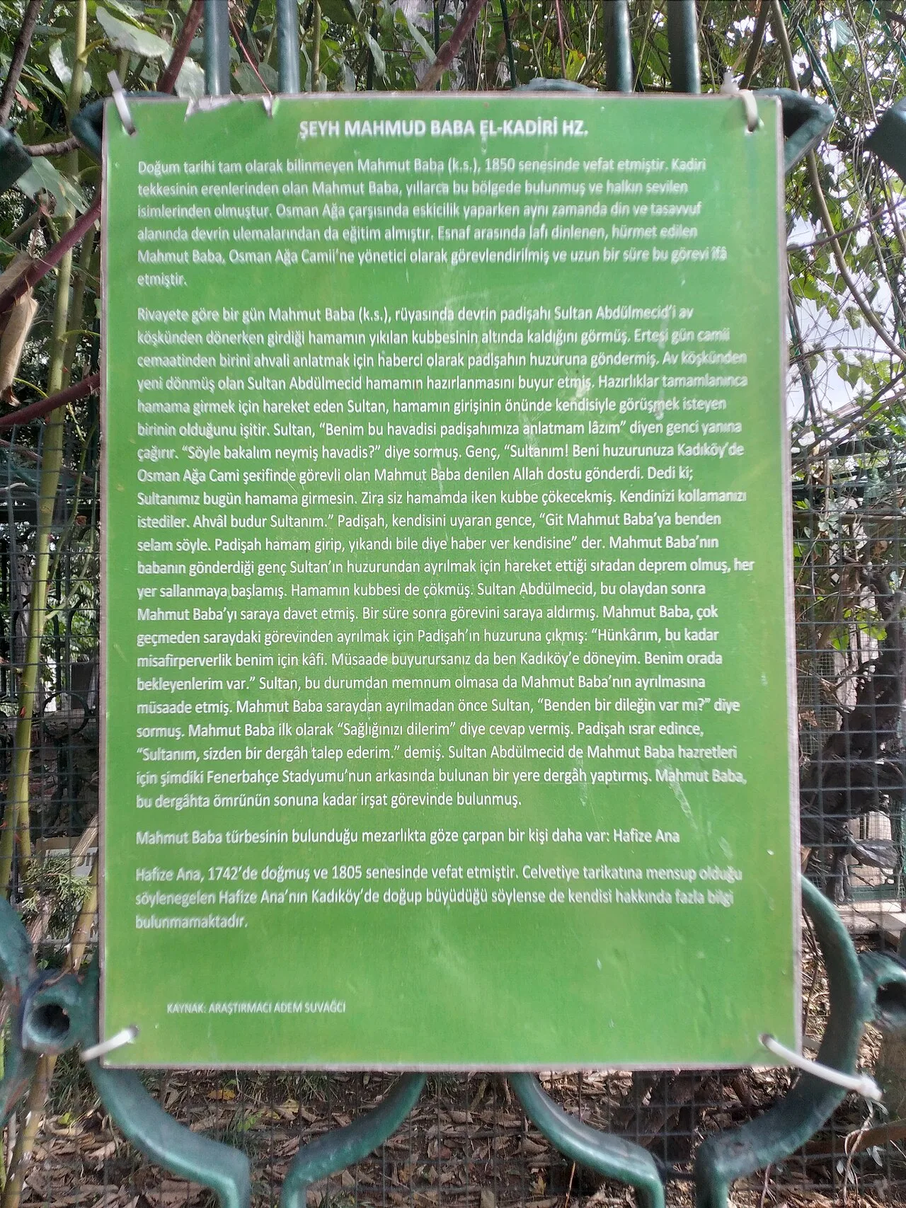 Mahmut Baba Türbesi Haziresi - İstanbul