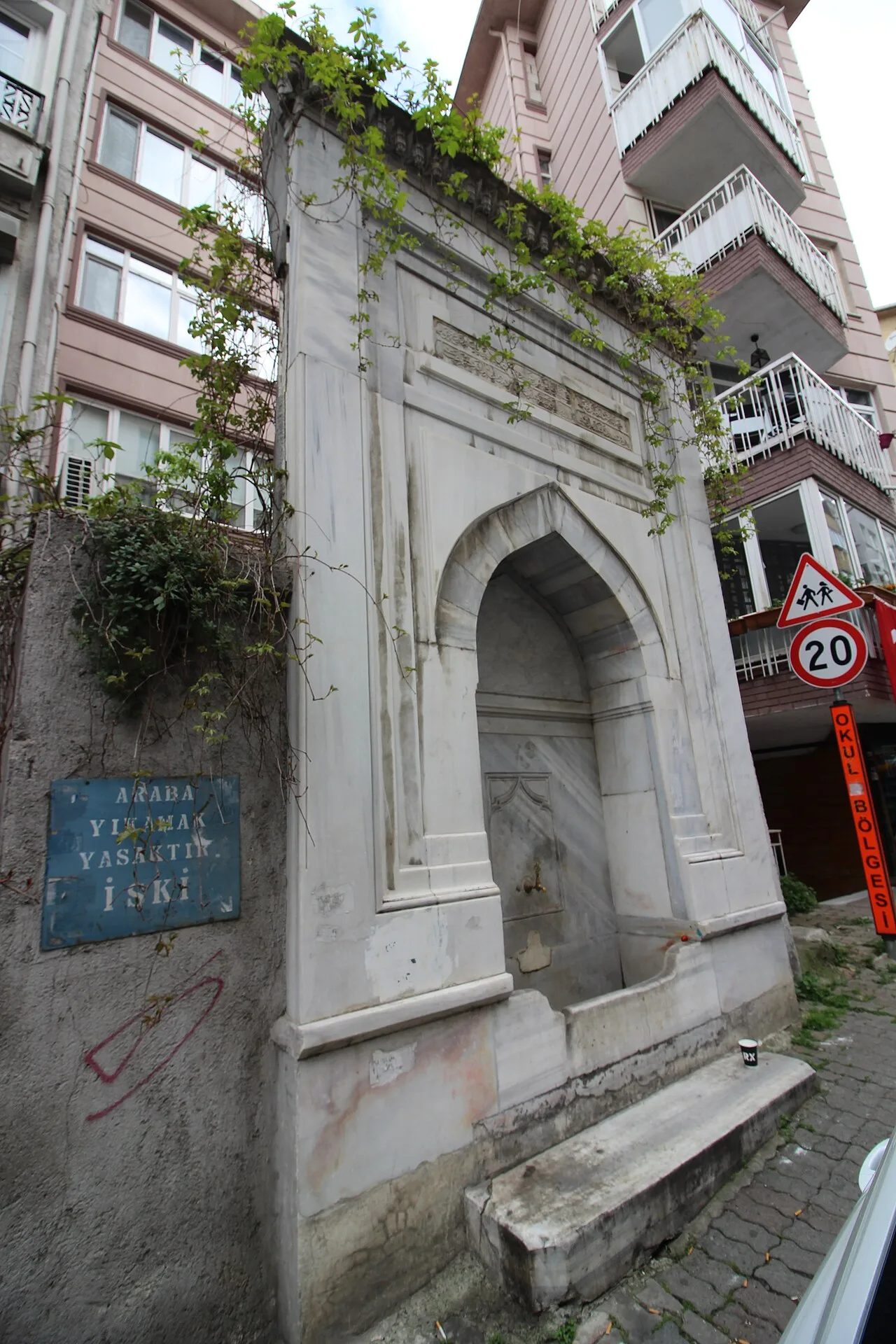 Mahmut Efendi Çeşmesi - İstanbul