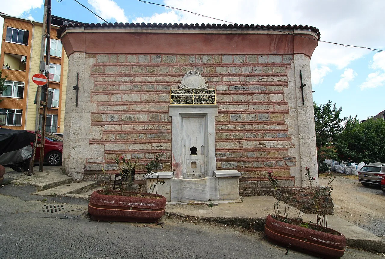 Mehmet Hüsrev Paşa Çeşmesi - İstanbul