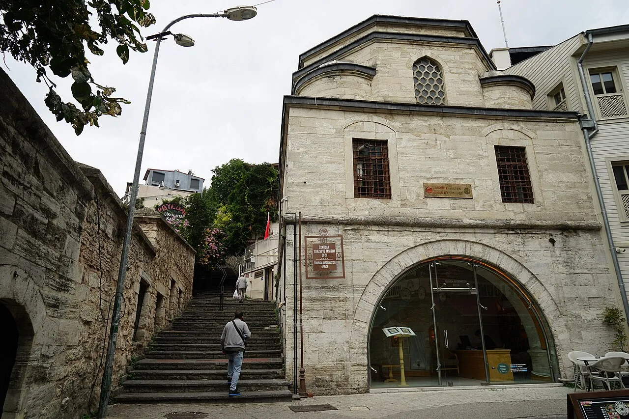 Mihrimah Sultan Ottoman School - İstanbul